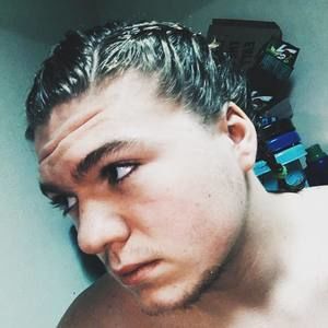 Meet your Posher, Travis